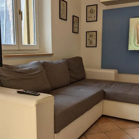 Apartment Cozy Couples Just 15 Min From Garda Lake