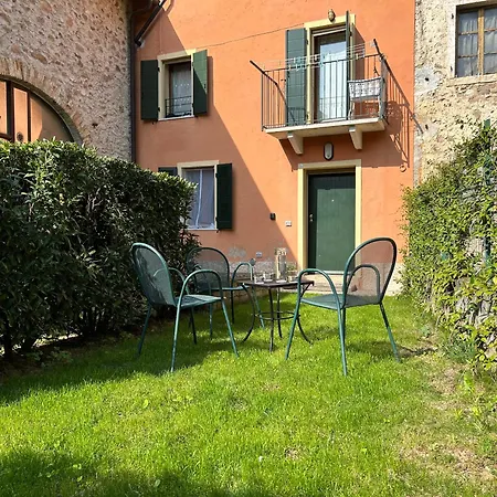 Apartment Cozy Couples Just 15 Min From Garda Lake