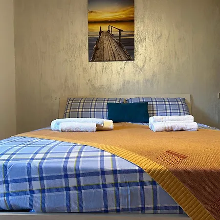 Apartment Cozy Couples Just 15 Min From Garda Lake *